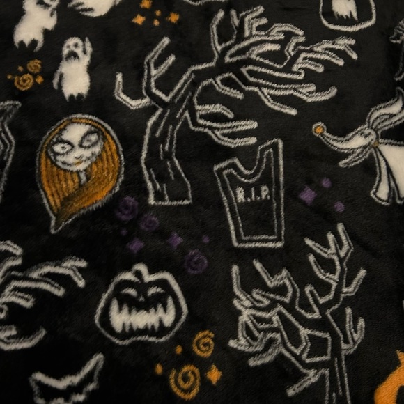 Nightmare before Christmas blanket - Picture 2 of 2